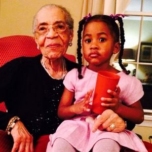 Meet your Posher, Lena